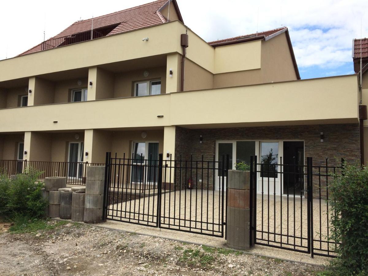 Harmonia Panzio Apartment Bogacs Exterior photo